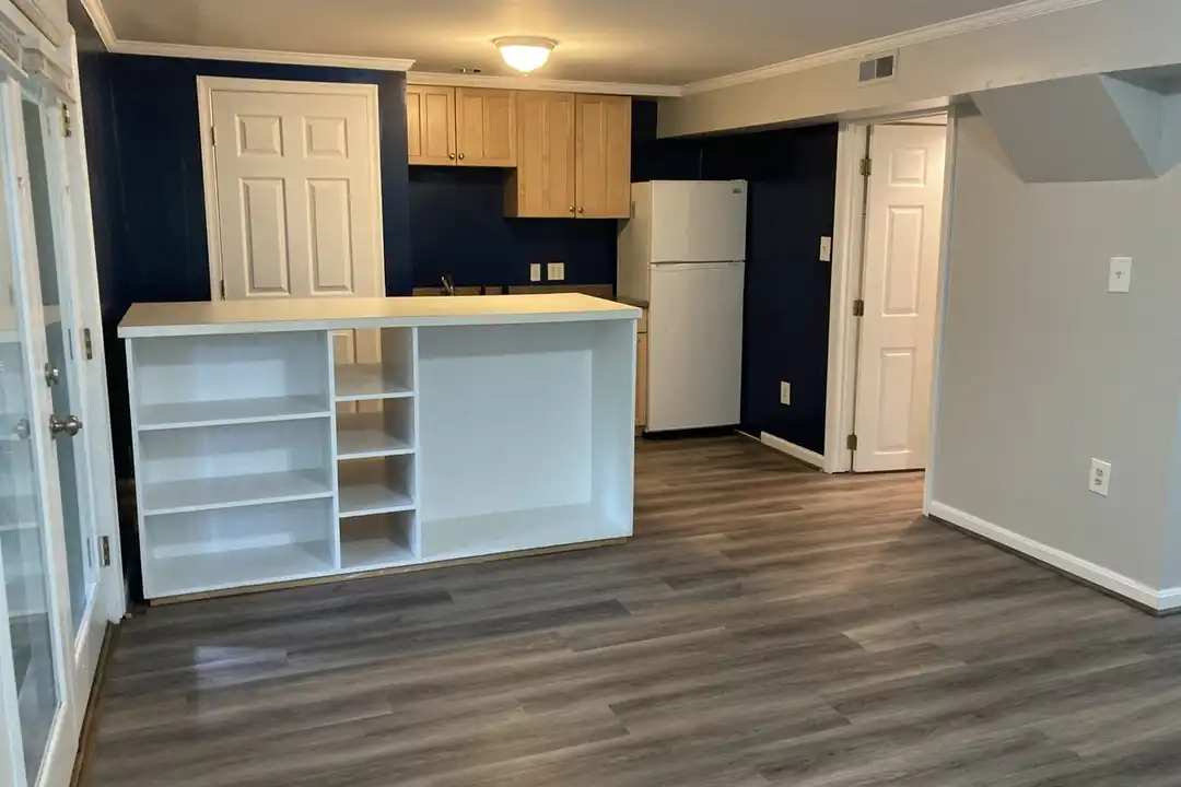 500 Meadow Hall Dr unit F500 – photo 1