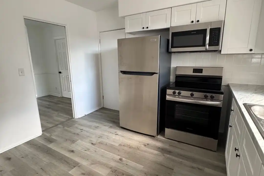 5452 Playa Way unit 3 - Vista 4