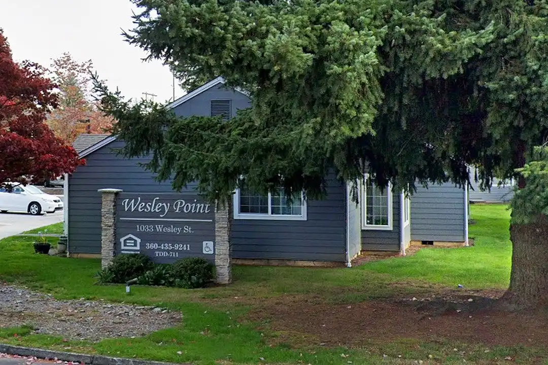 1033 Wesley St - View 2