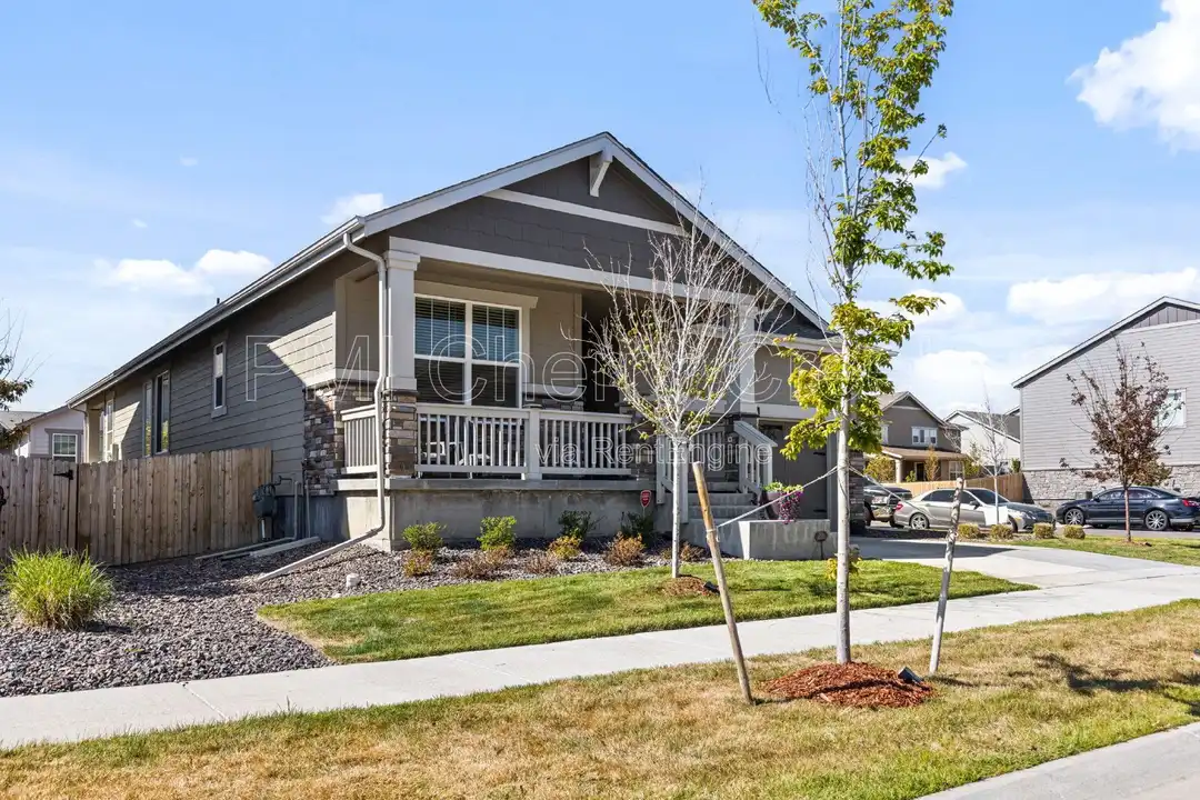 24246 E Ohio Dr - View 2