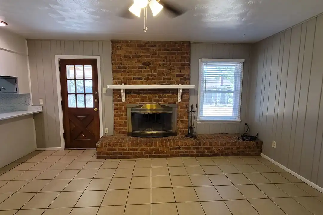 5430 13th St - View 3