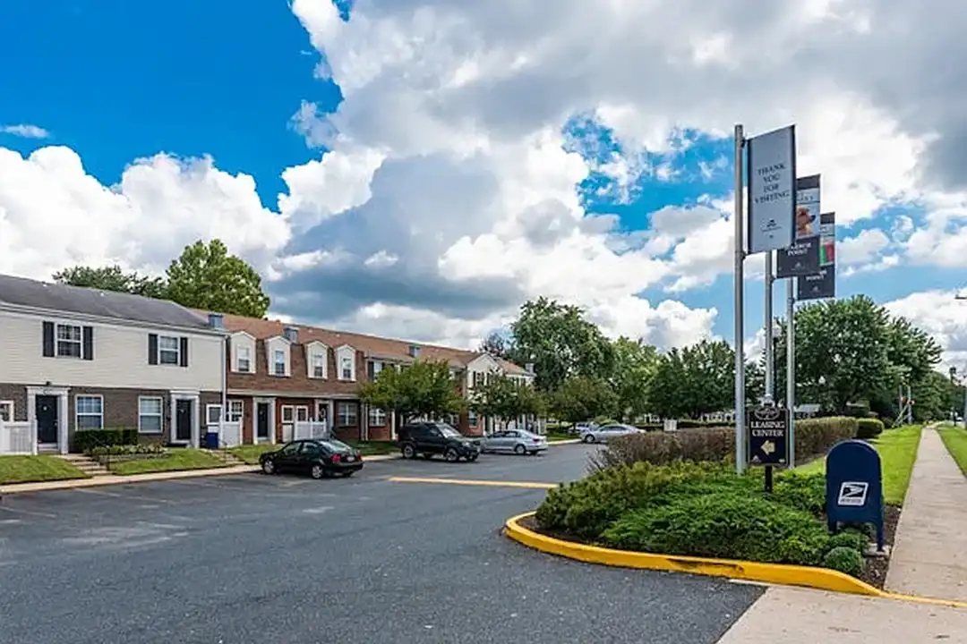 Harbor Estates – photo 1