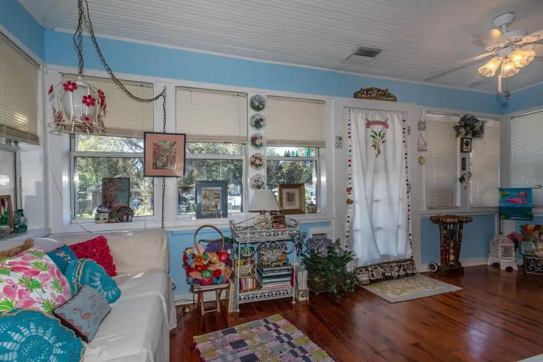 401 E 9th Ave - View 4