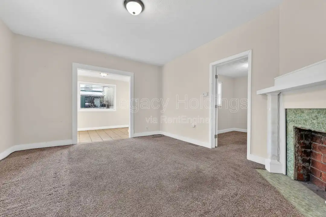 388 Broaddus Ave unit B - View 3