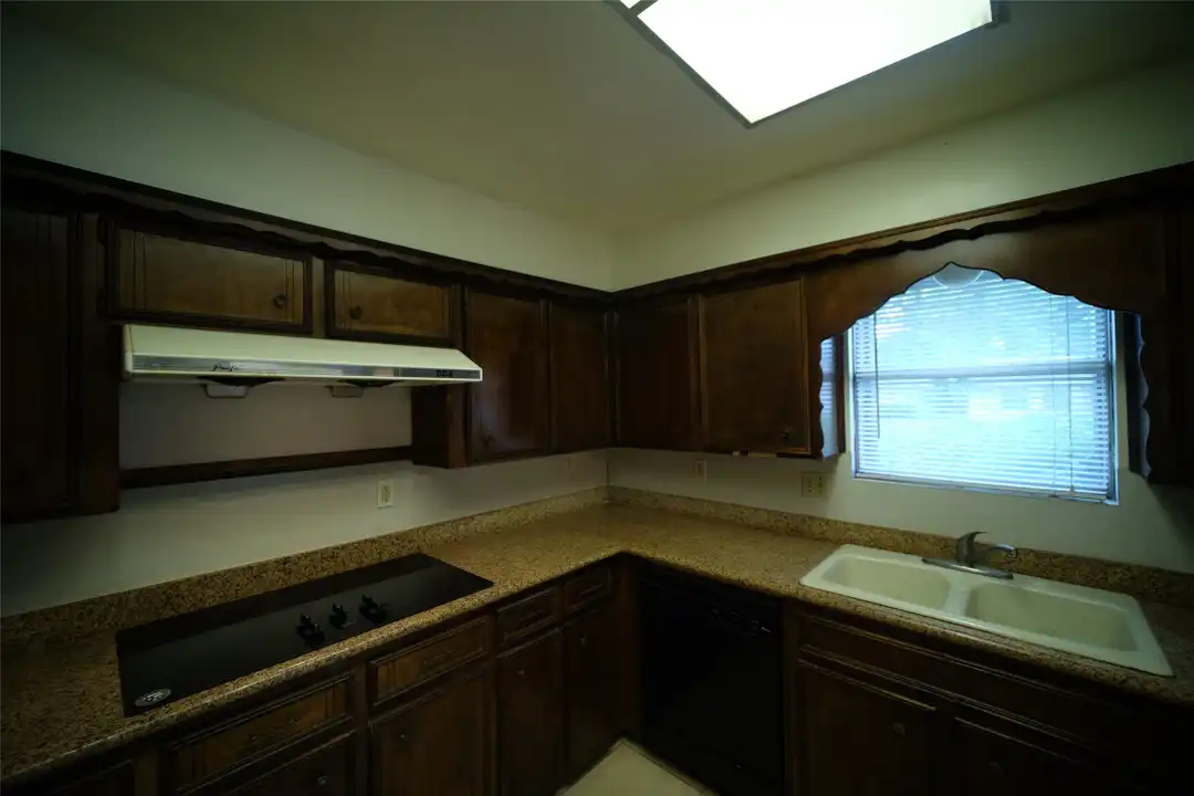 12403 Bexley Dr - View 6