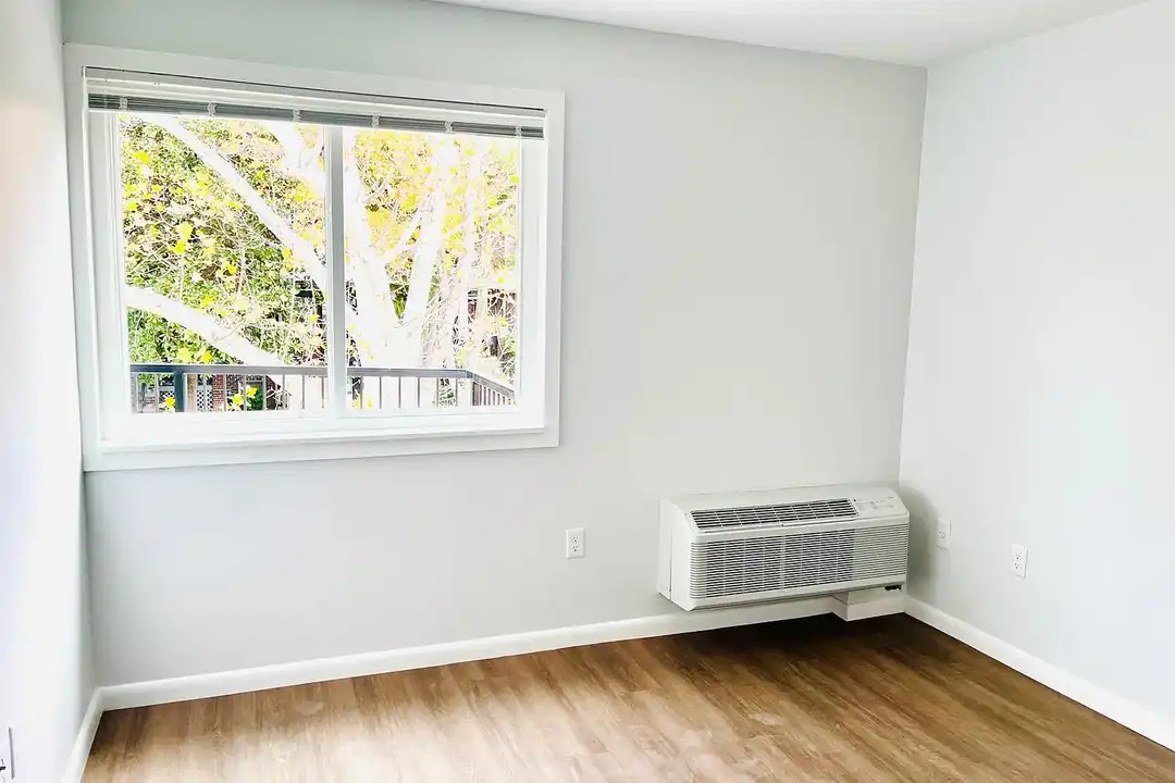 4040 8th Street N.W. - View 3