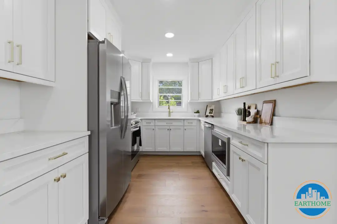 3015 W North B St – pohled 6