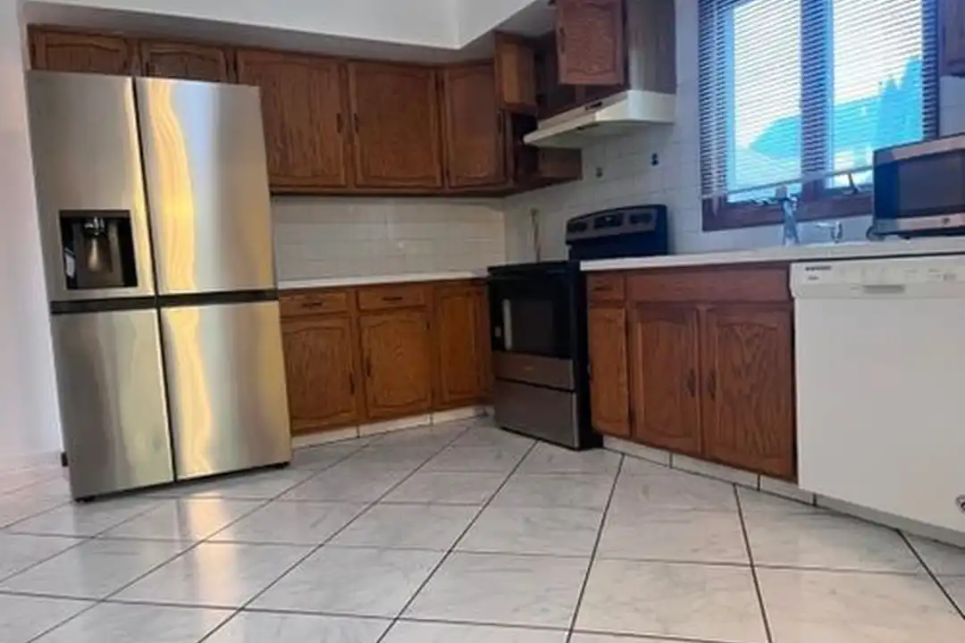 12 Orchard Ln – photo 1 of 13