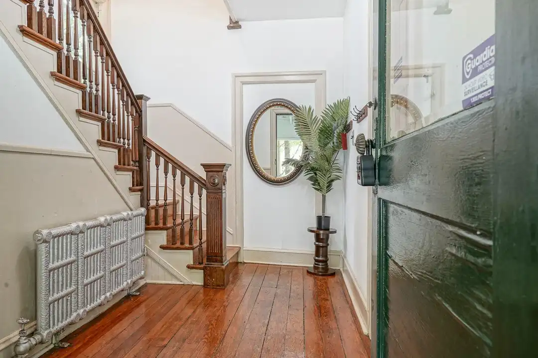 315 Chestnut St – photo 1 of 36