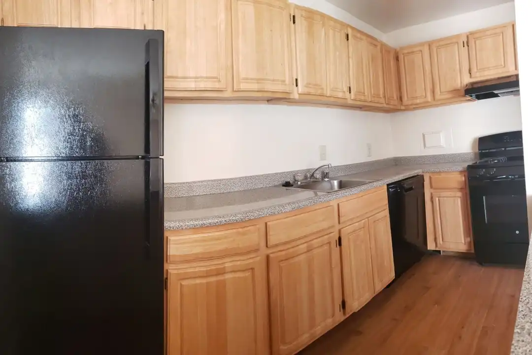 3331 Hewitt Ave unit 3351 #302 – photo 1