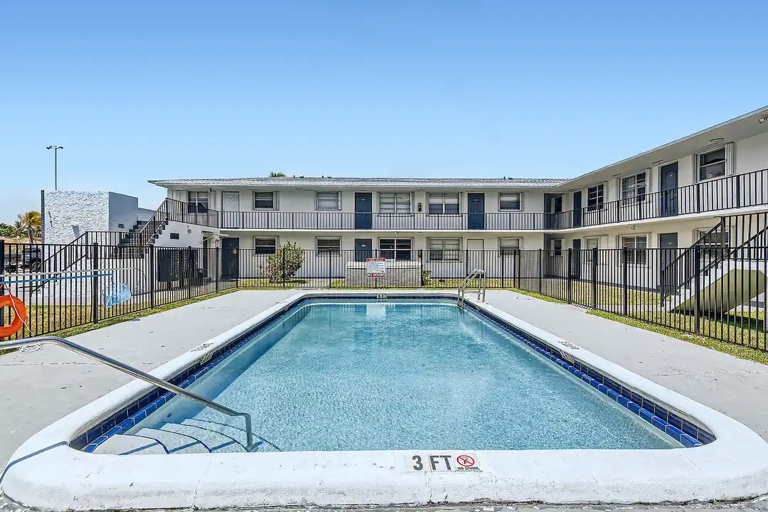 San Marco Apartments - 311 NW 42nd Ct - Pompano Beach, FL | Rent.