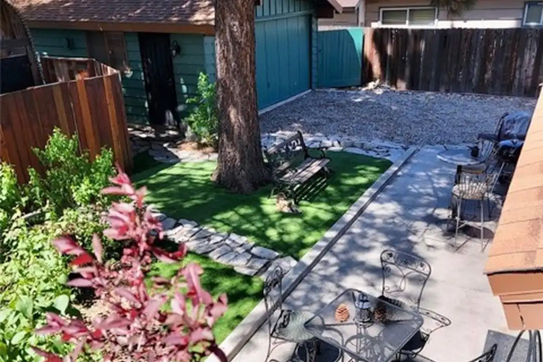 1132 W Aeroplane Blvd - View 4