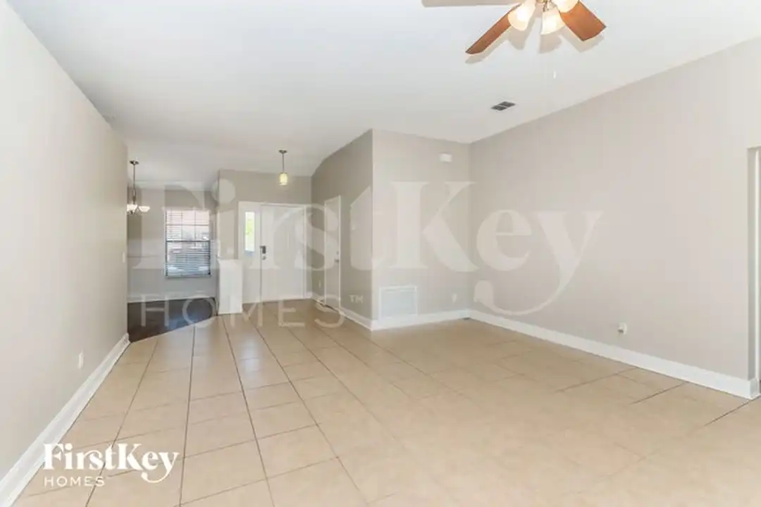 8021 Weather Vane Dr - View 3