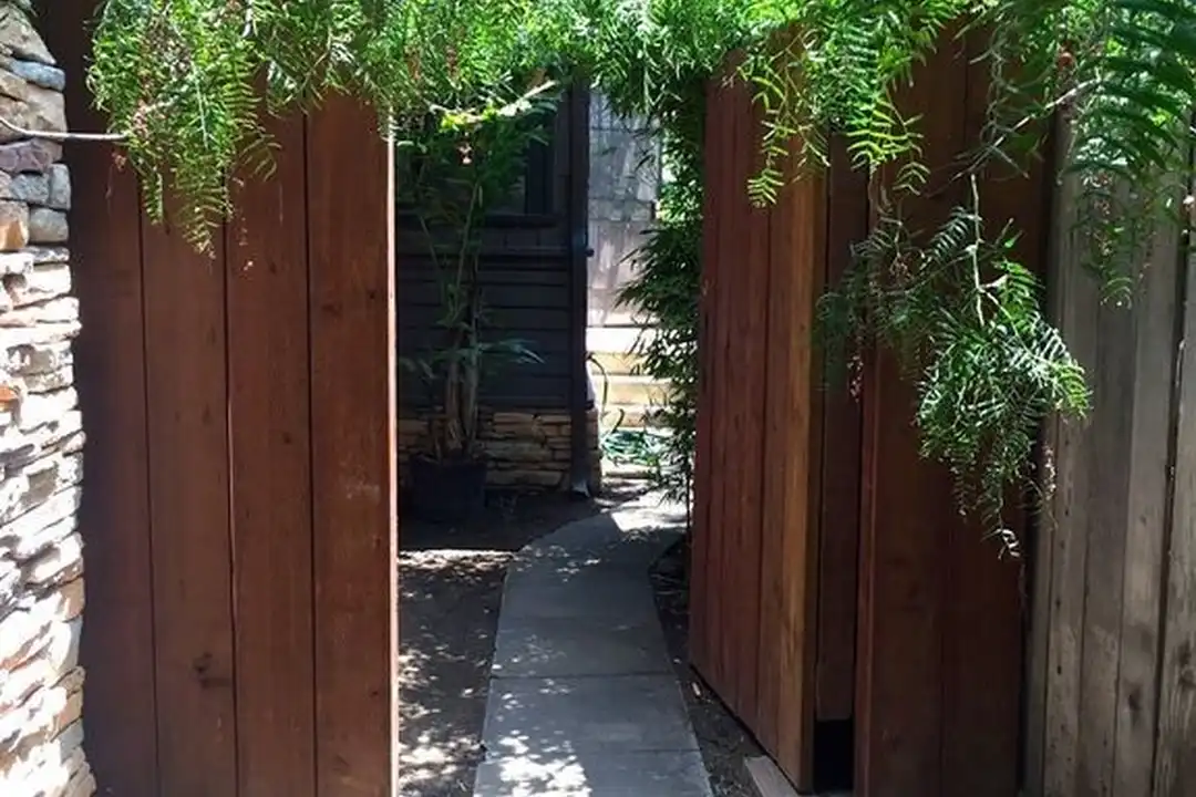 1752 Garfield Pl unit Gar 1756 - View 3