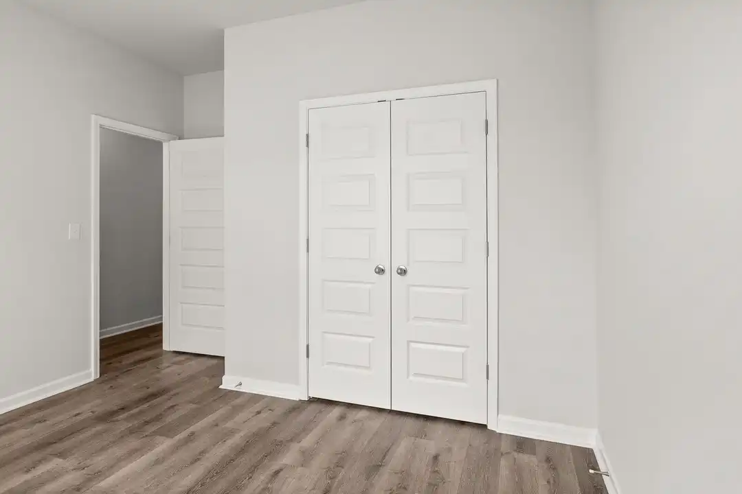 3240 Edsel Ct - View 2