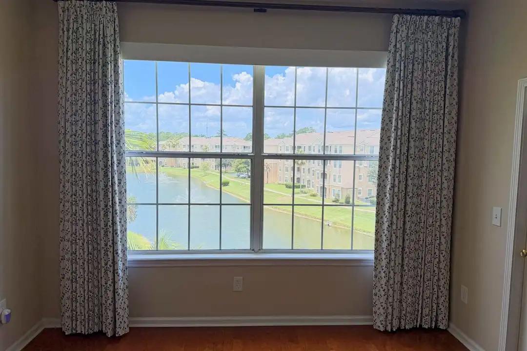 7801 Point Meadows Dr unit # 8404 – pohled 5
