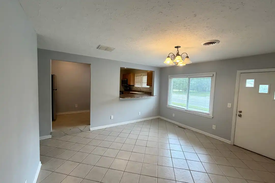 416 W Wenger Rd – photo 1 of 55