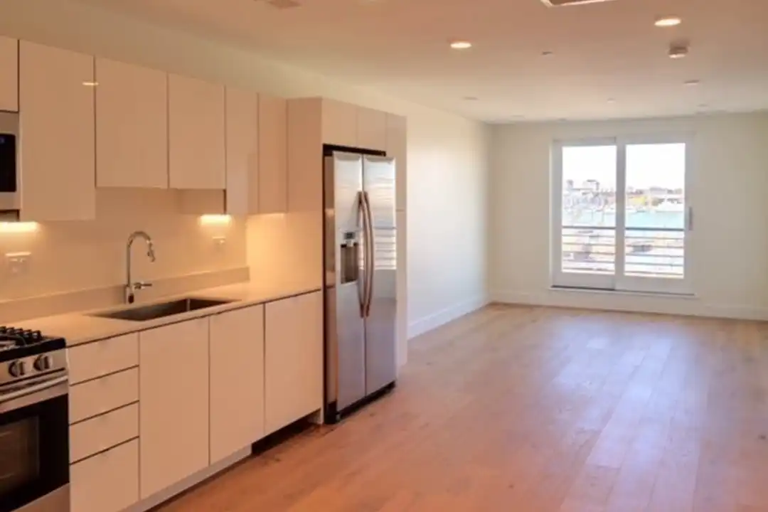 250 Meridian St unit 307 - View 3