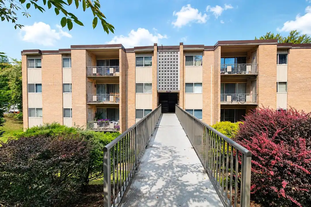 5107 Crossfield Ct unit 306 – photo 1