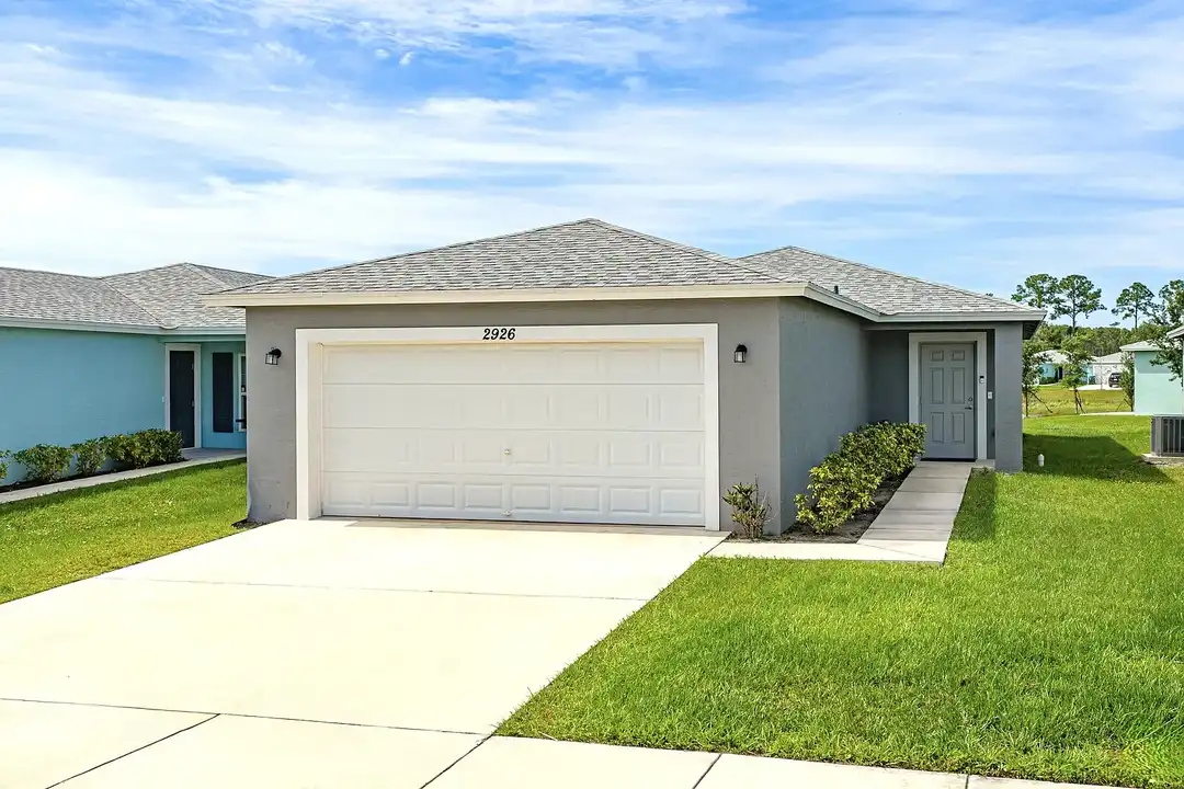 Ravinia St. Lucie - View 2