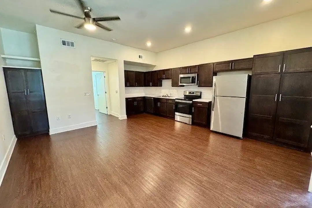 726 E Emma Ave #307 - View 4