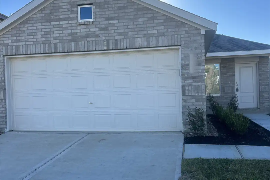 28927 Texas Sparrow Ln - View 2
