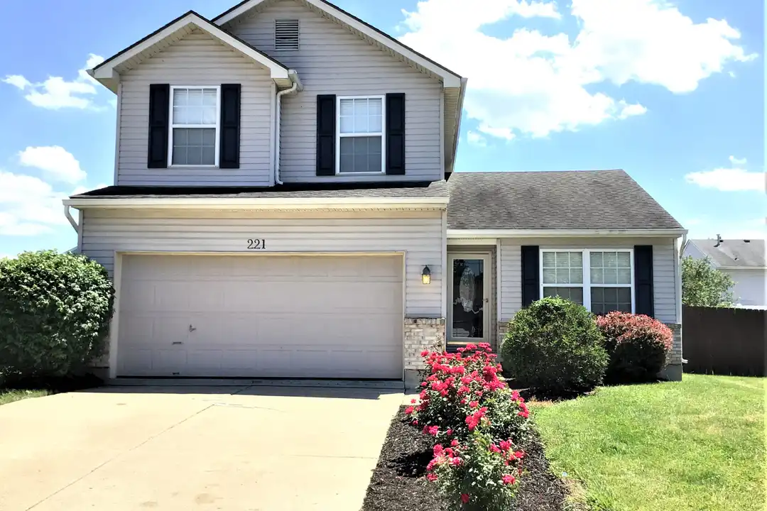 221 Choctaw Cir – photo 1 of 21