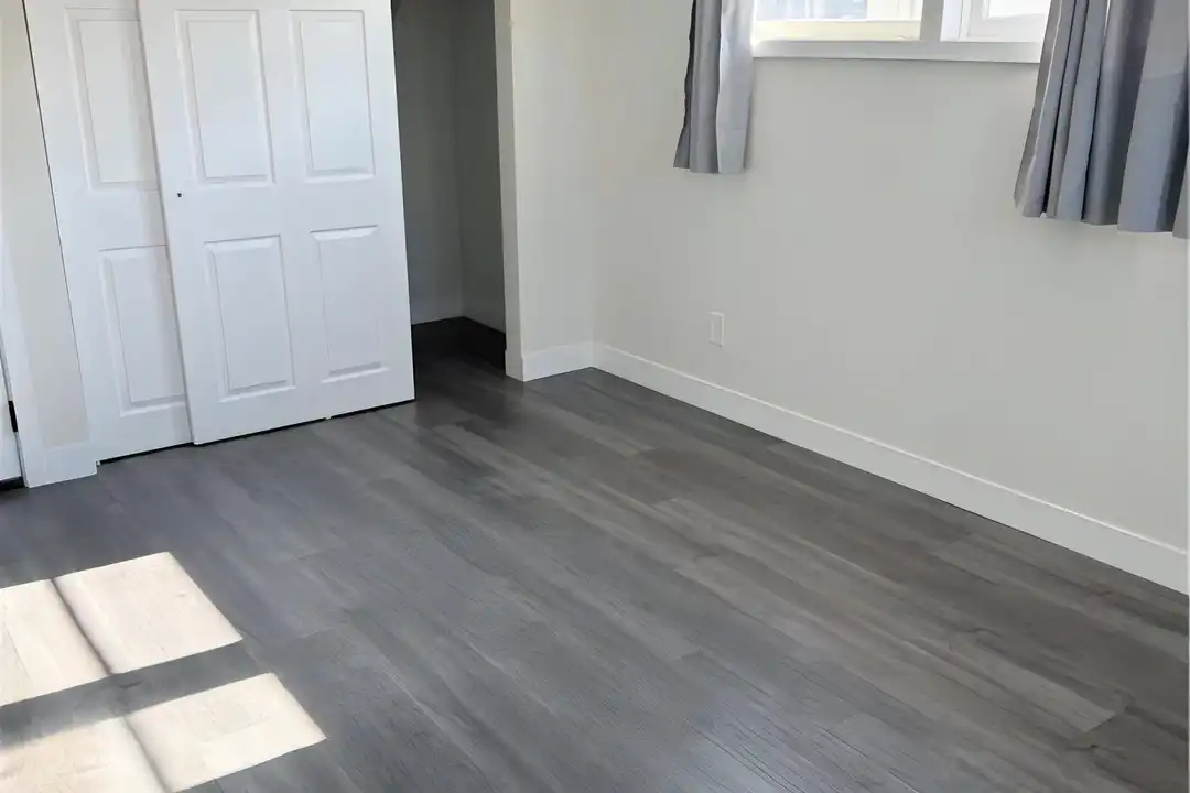 1393 Fern Ave - View 5
