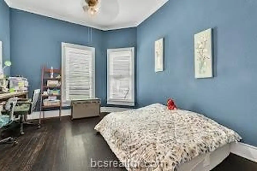 500 N Washington Ave – photo 1