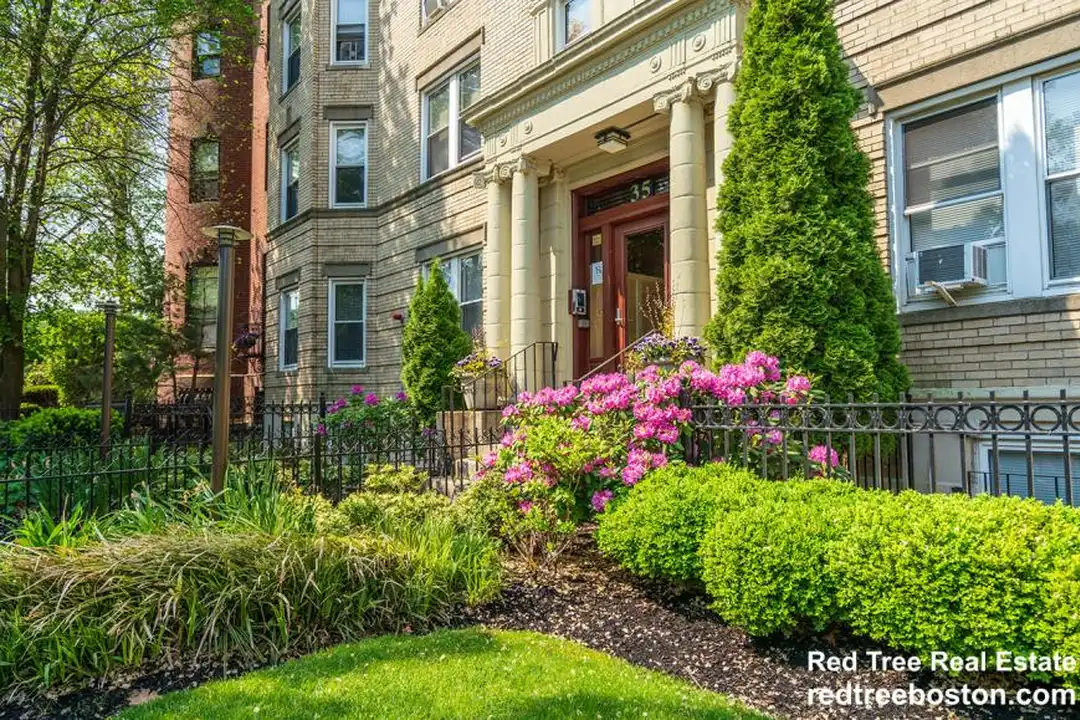 35 Park Dr - View 5