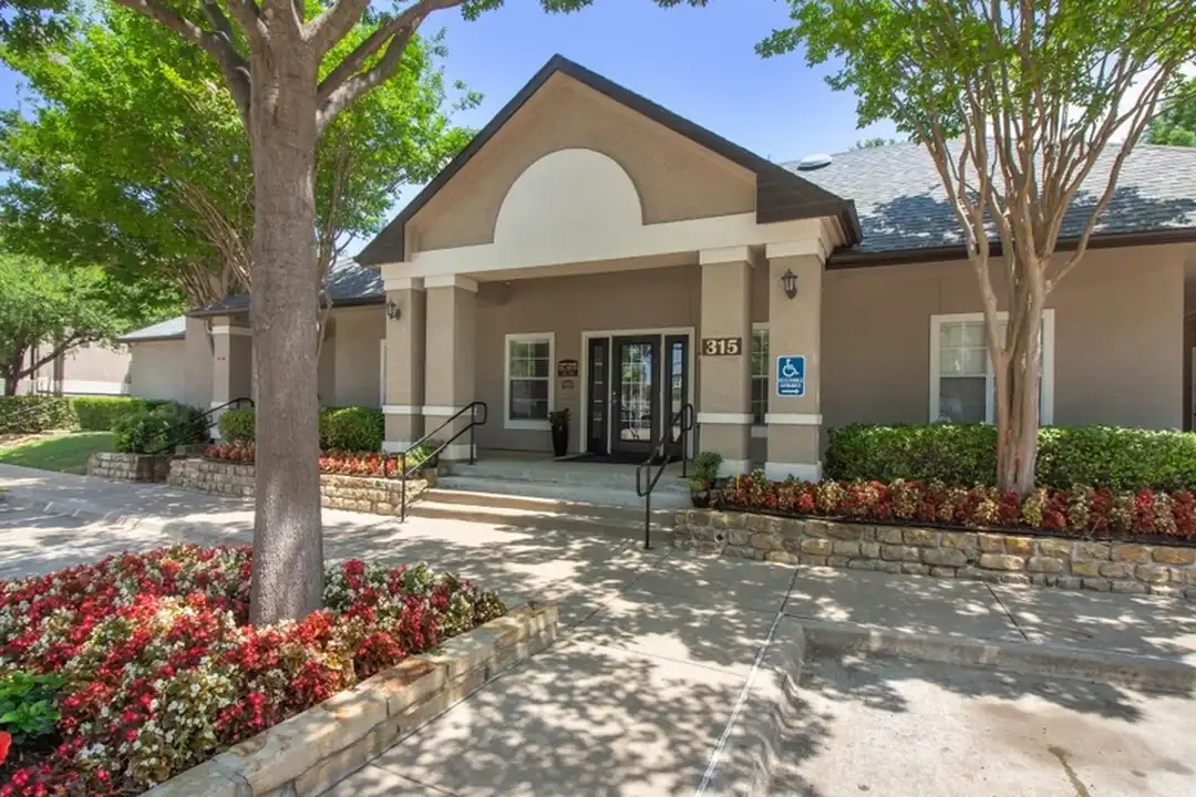 416 N Greenville Ave - View 6