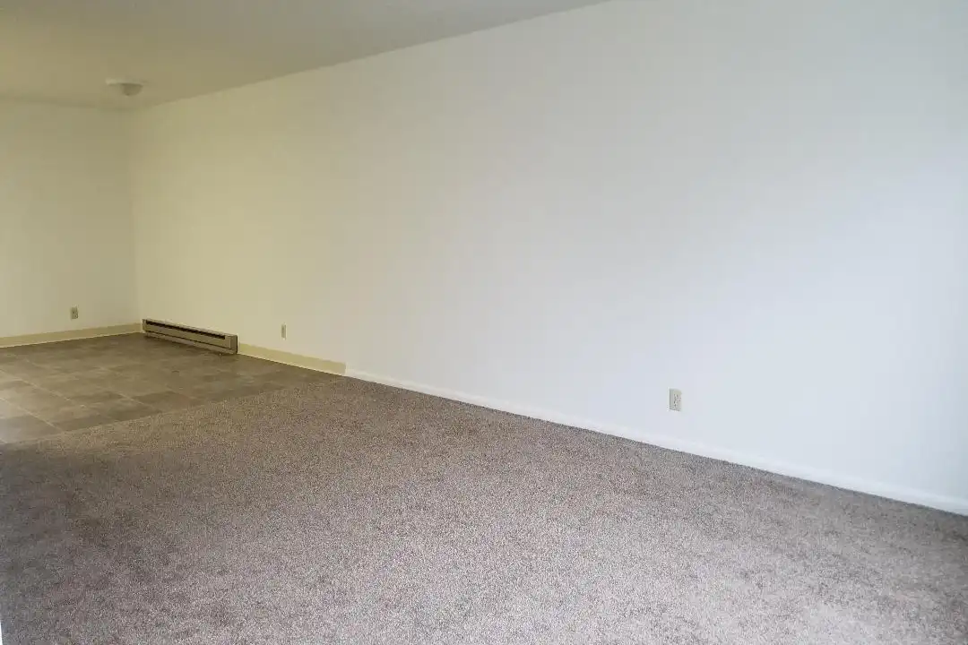 6738 W Westwood Ln - View 4