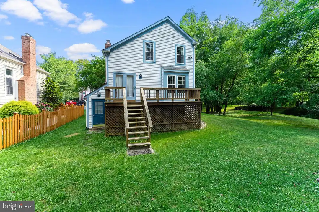 8415 Hollis Ln - View 4