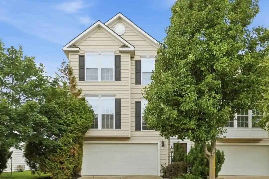 7495 Victoria Falls Ave – photo 1