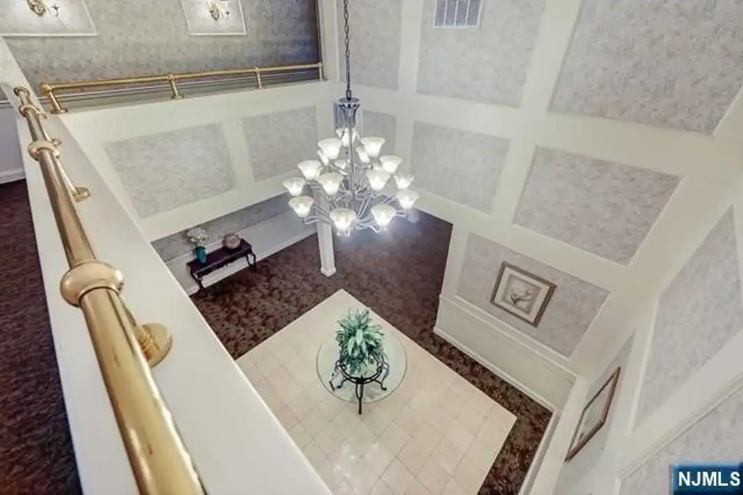 131 Clinton Pl #203 - View 6