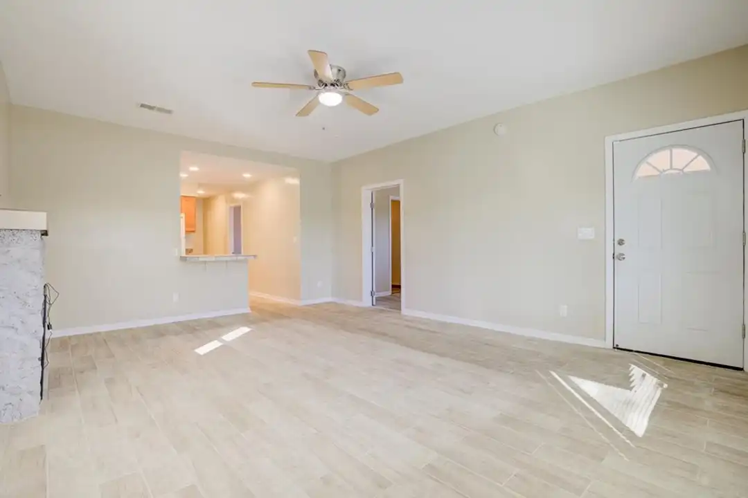 1421 N Louis Ave unit Unit 1 - View 5