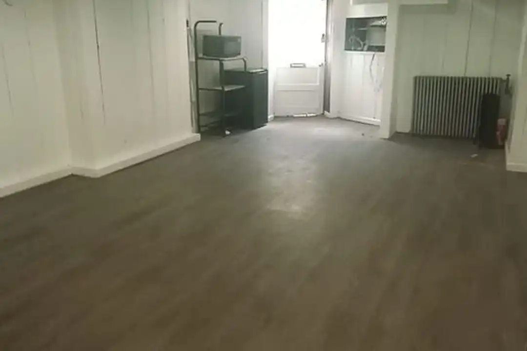 28 E 25th St unit Basement - View 5
