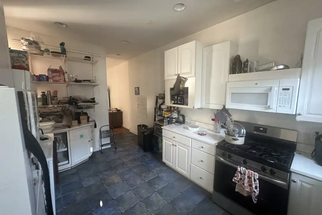 1450 Newton St NW unit 4 – photo 1