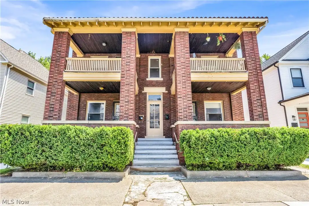 1321 W 85th St unit 2 – photo 1
