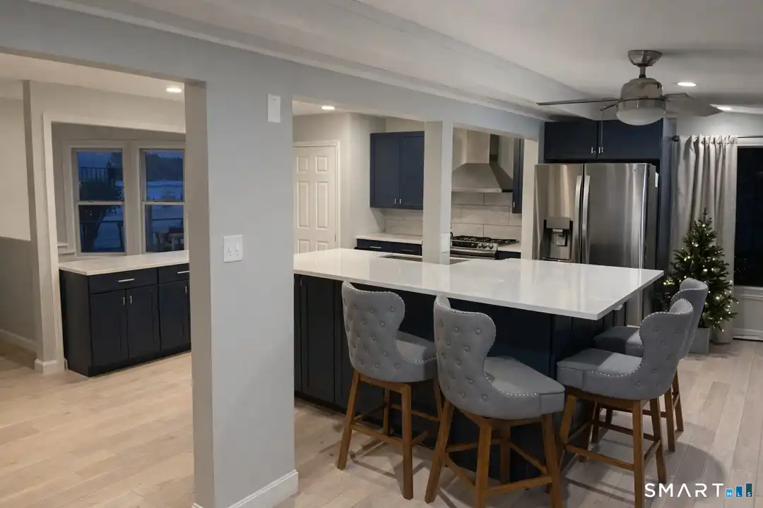 House in Groton - View 4