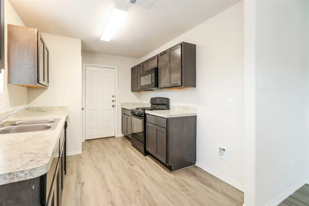 House in Conroe - View 4