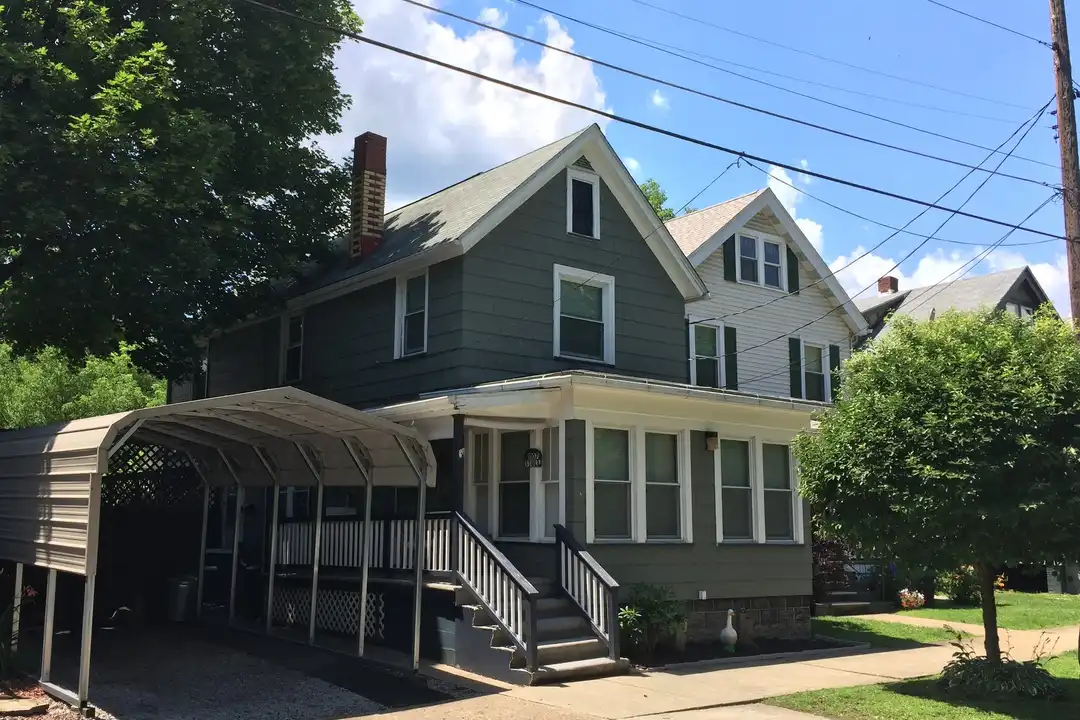 1107 Otter St unit 2 – photo 1 of 14
