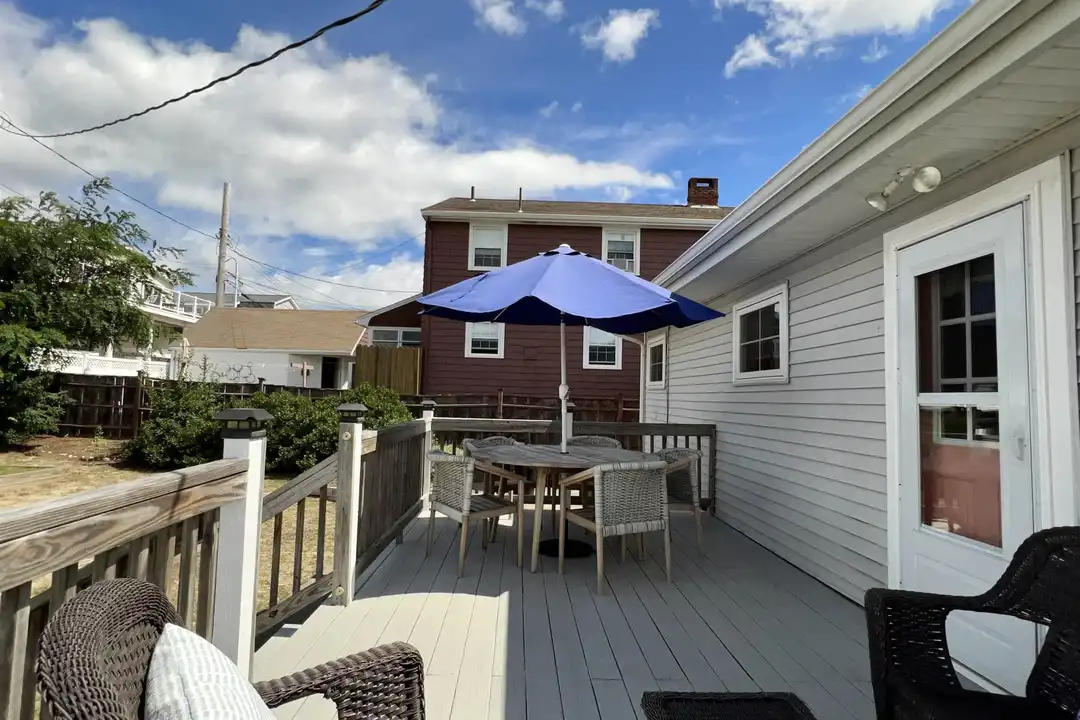 20 Lowell St - View 2