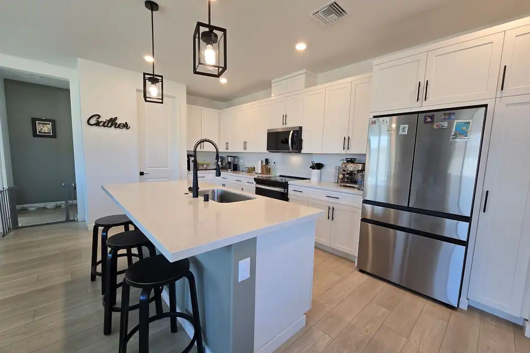 3336 Emerald Ln - View 5