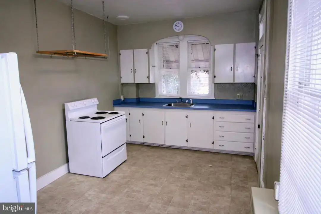 3 McMurray St - More