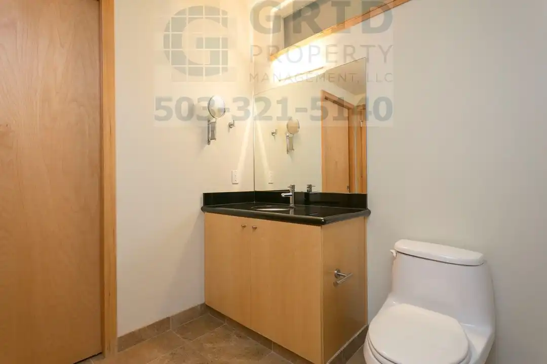 7974 SW 45th Ave unit 103 - Więcej