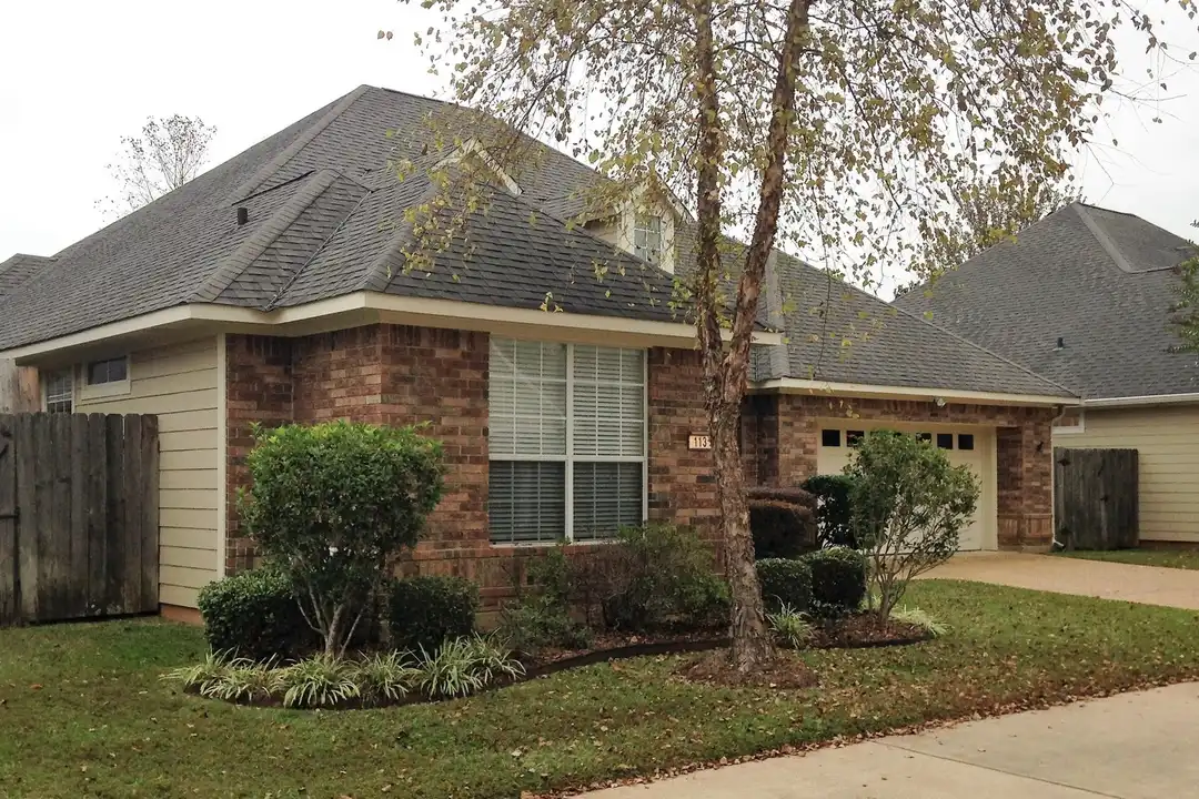 113 Baltic Dr - View 2