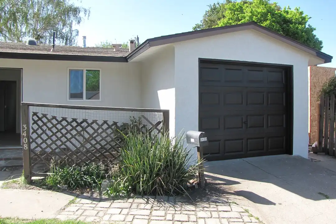 3408 W Alpine Ave – photo 1