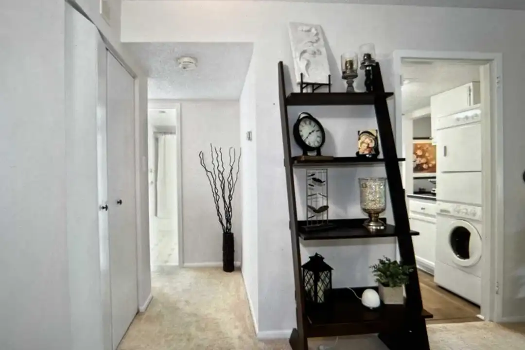 11815 Breton Ct - View 4