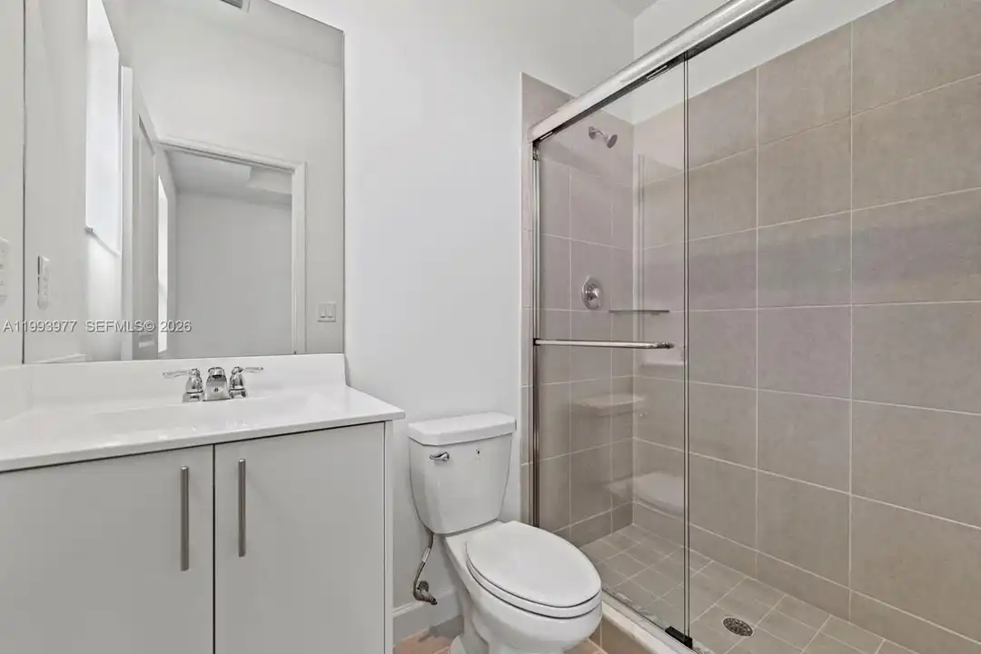 1533 SE 27th Rd - View 5